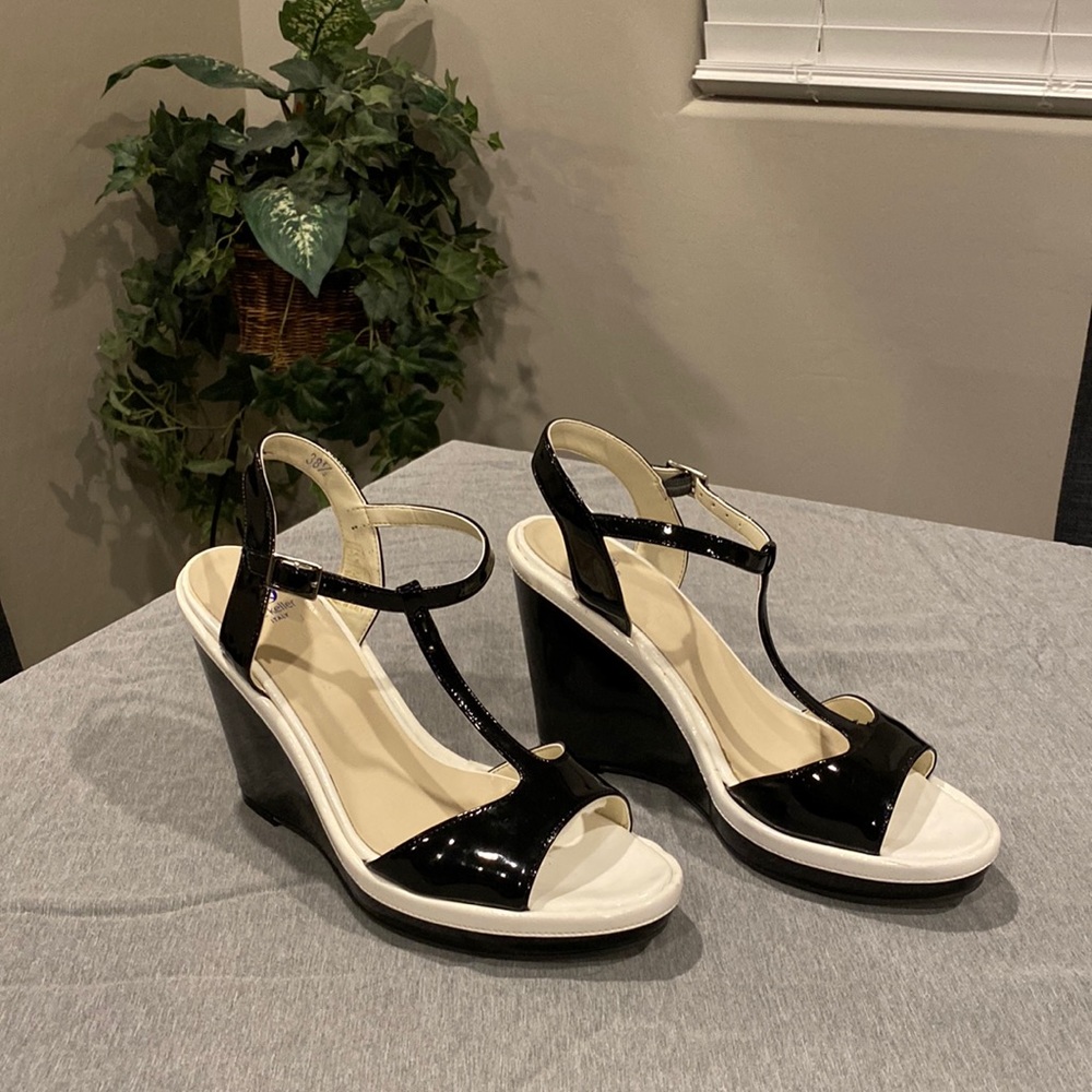 Dee Keller Wedges